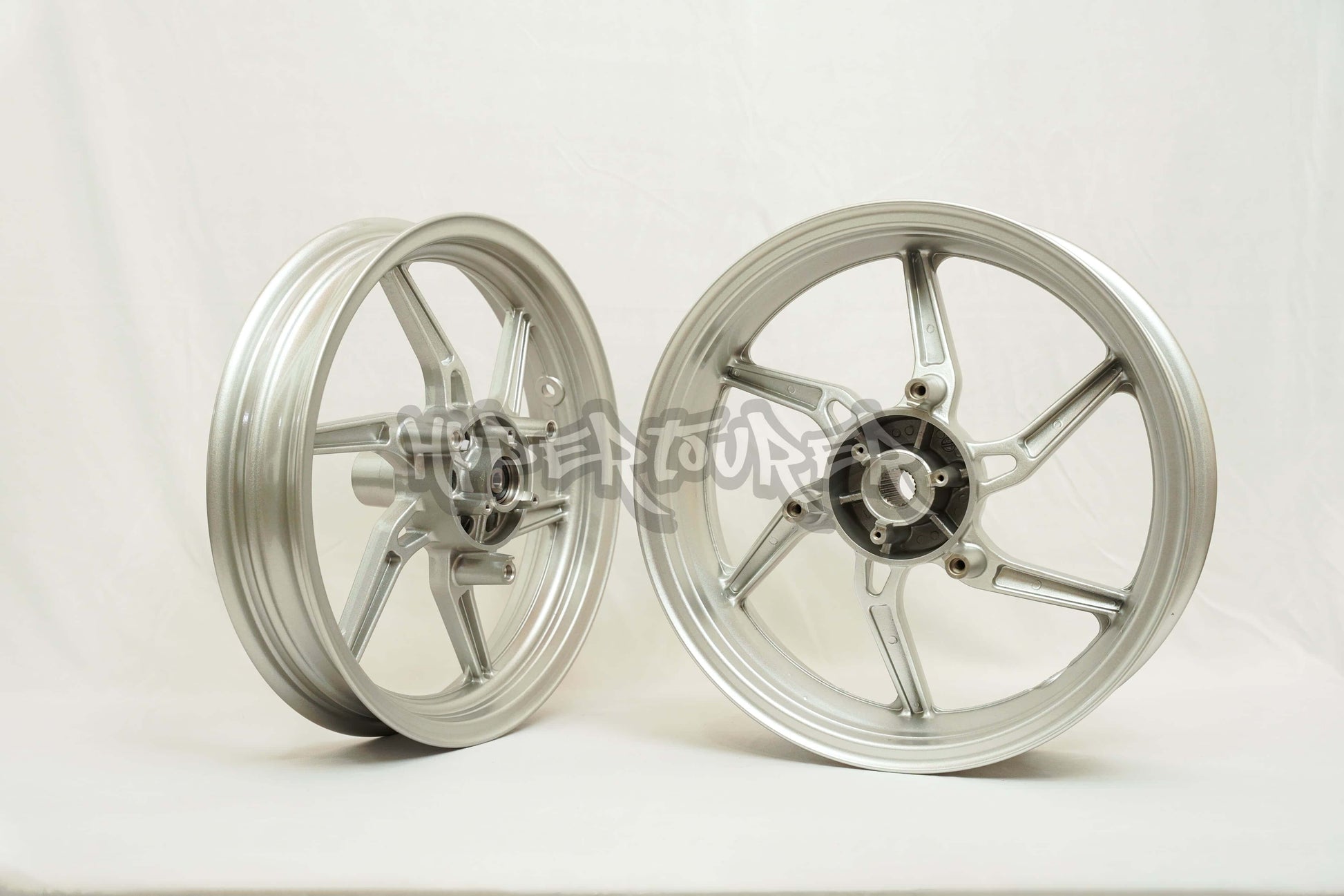 aerox, yamaha aerox, yamaha india, aerox modification, aerox shock absorber, yamaha aerox 155,